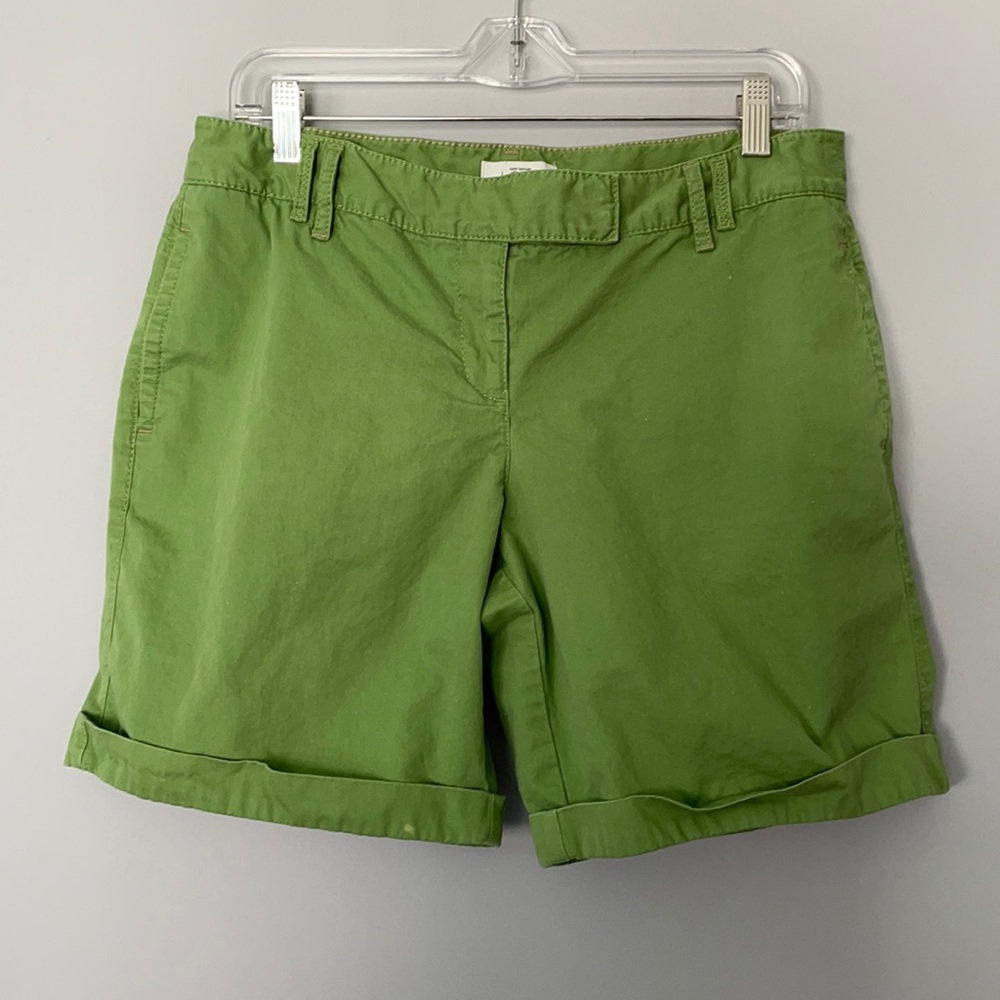 Ann Taylor Loft Green Shorts, Size 8